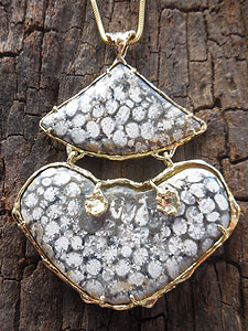 14 kt Antiguanite 14x25 triangle & 50x30mm heartshaped Black and White Snowflake Pendant $1200 without chain