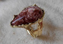 14 kt gold 20x10mm pearshaped Antiguanite Maroon with White Scales Ring $1185